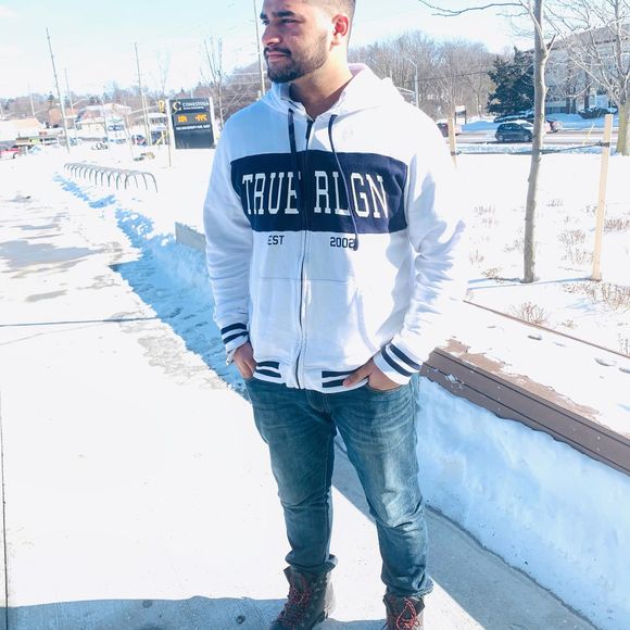 Meet your Posher, Rishab - Picture 1 of 1